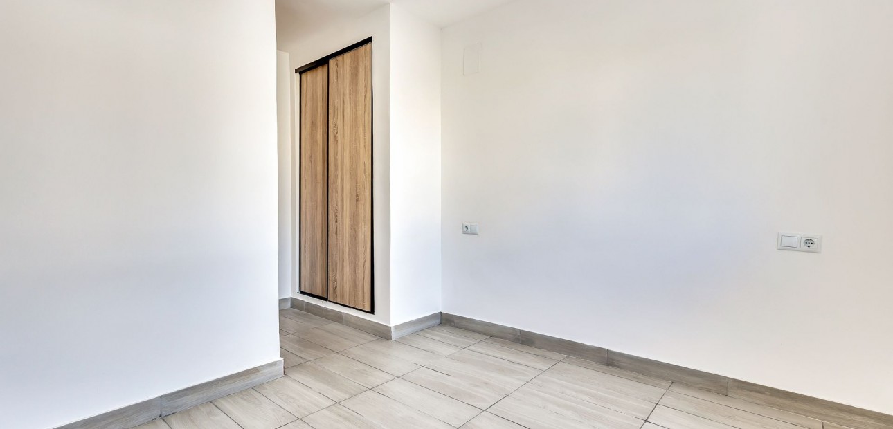 Sale - Apartment / flat -
Torrevieja