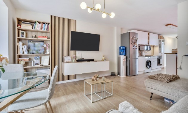 Venta - Apartamento / piso -
Torrevieja