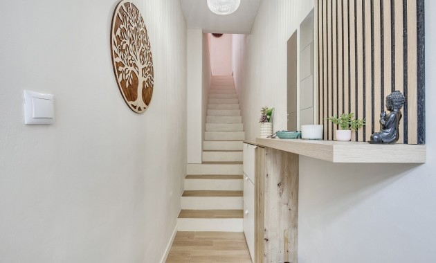 Venta - Apartamento / piso -
Torrevieja