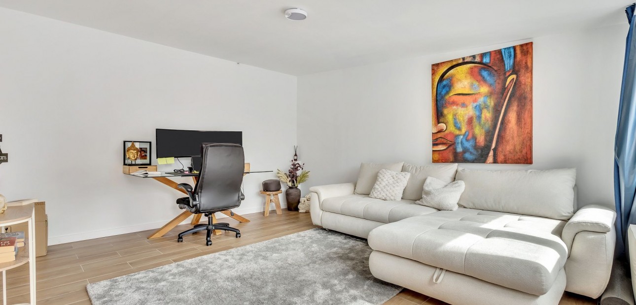Venta - Apartamento / piso -
Torrevieja