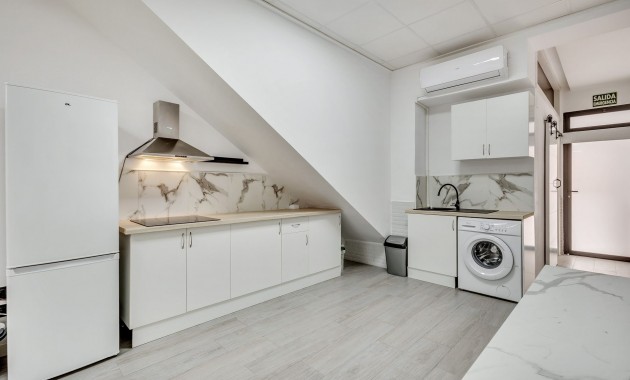 Venta - Apartamento / piso -
Torrevieja