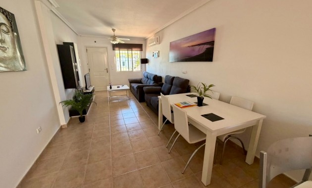Sale - Townhouse -
Orihuela - Entre Naranjos Vistabella