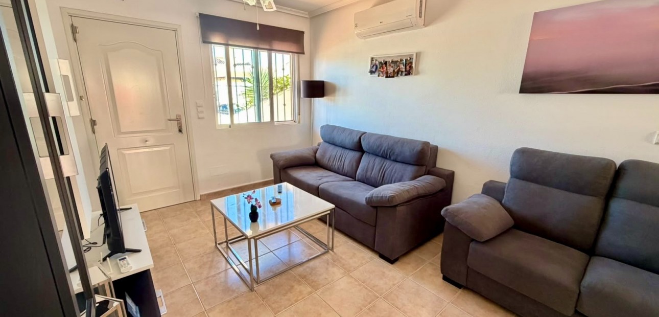 Sale - Townhouse -
Orihuela - Entre Naranjos Vistabella