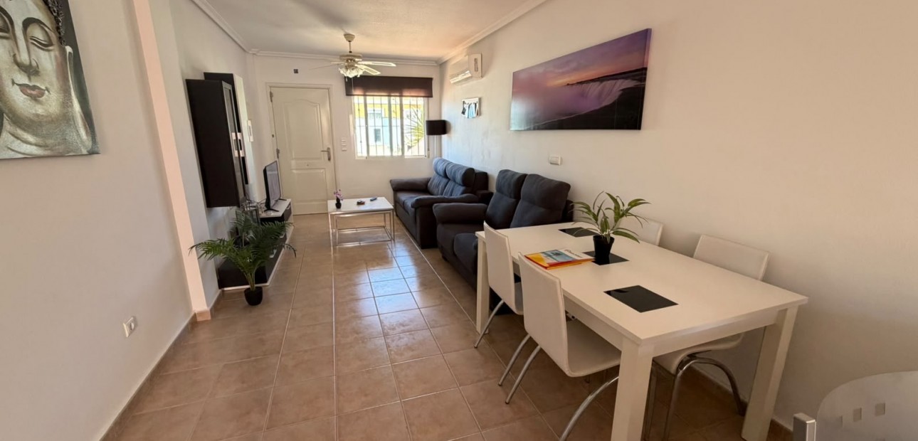 Sale - Townhouse -
Orihuela - Entre Naranjos Vistabella