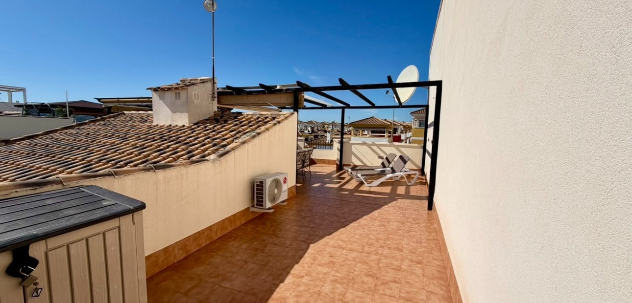 Sale - Townhouse -
Orihuela - Entre Naranjos Vistabella