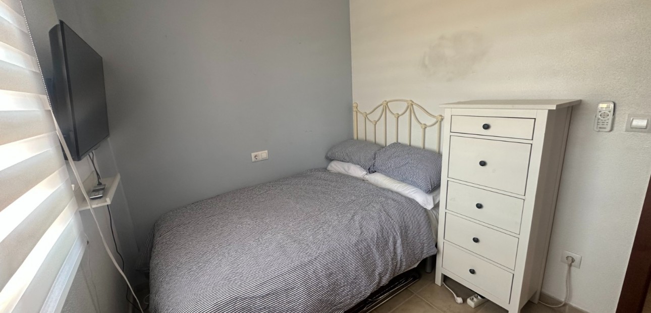 Sale - Apartment / flat -
Torrevieja - Aguas Nuevas