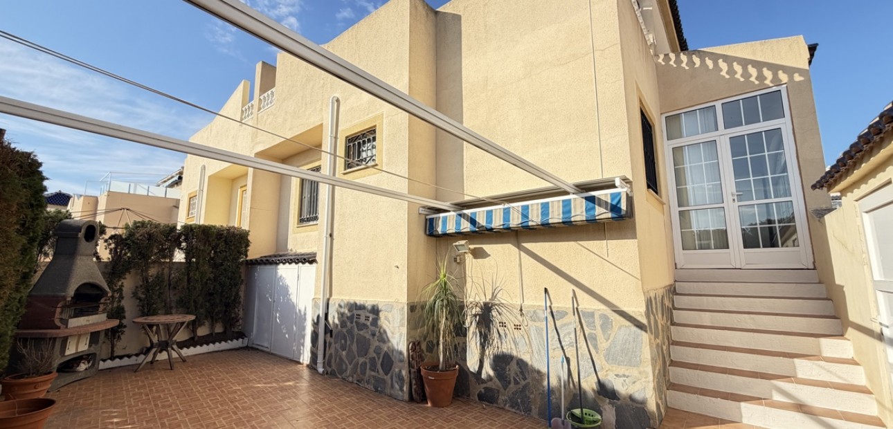 Sale - Quad Villa -
Orihuela Costa - Los Balcones