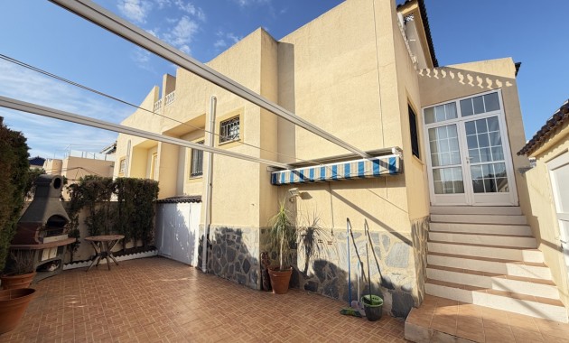 Sale - Quad Villa -
Orihuela Costa - Los Balcones