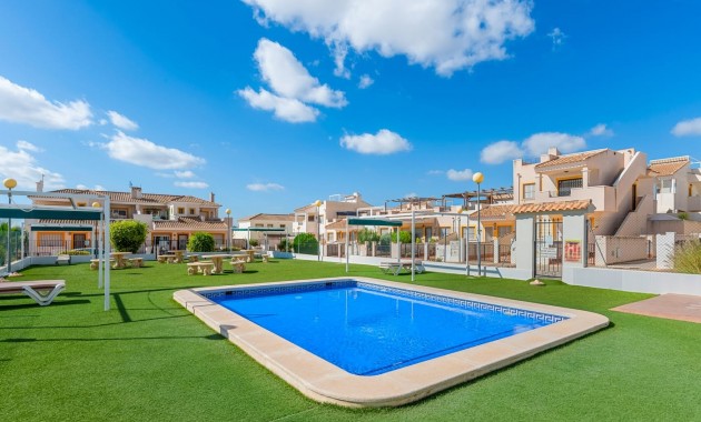 Sale - Townhouse -
Orihuela - Entre Naranjos Vistabella