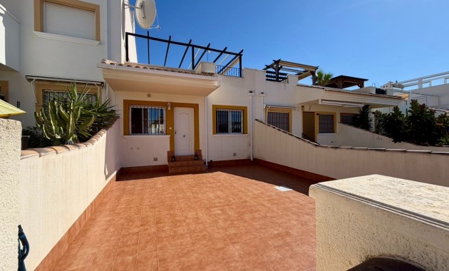 Sale - Townhouse -
Orihuela - Entre Naranjos Vistabella