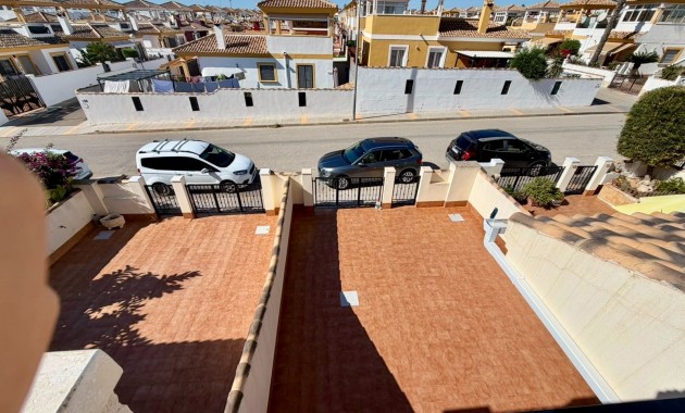 Sale - Townhouse -
Orihuela - Entre Naranjos Vistabella