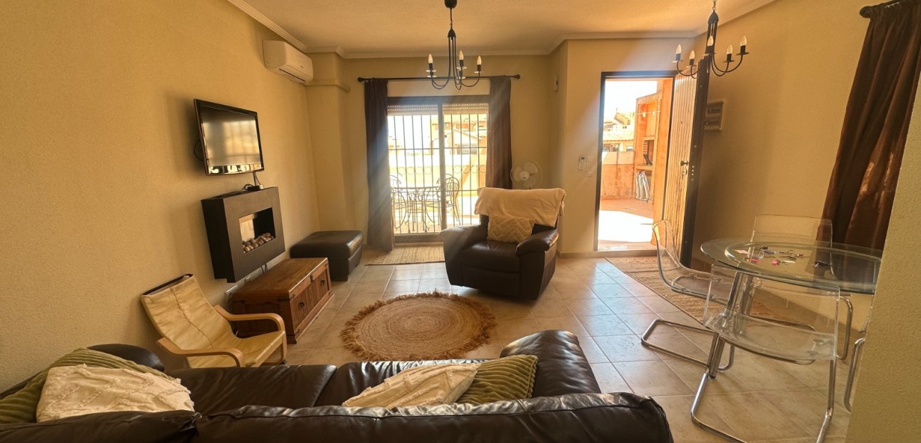 Sale - Apartment / flat -
Torrevieja - Aguas Nuevas