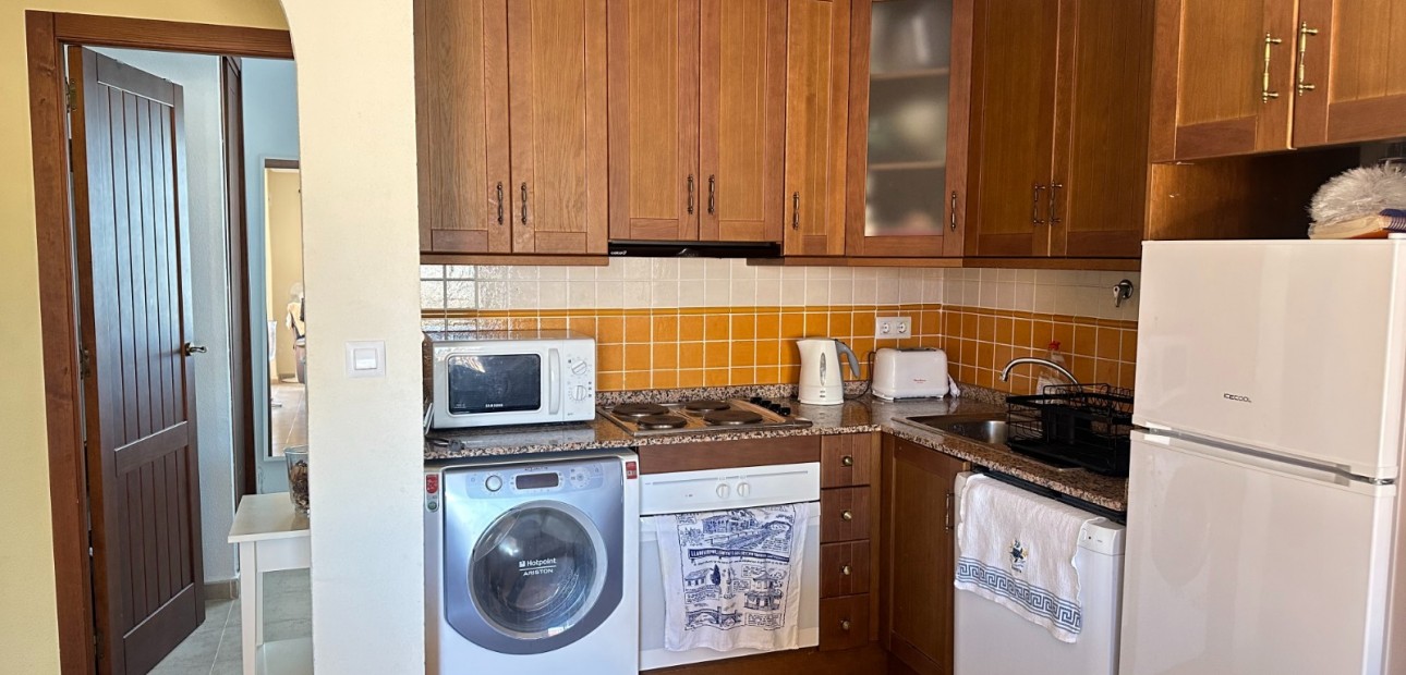 Sale - Apartment / flat -
Torrevieja - Aguas Nuevas