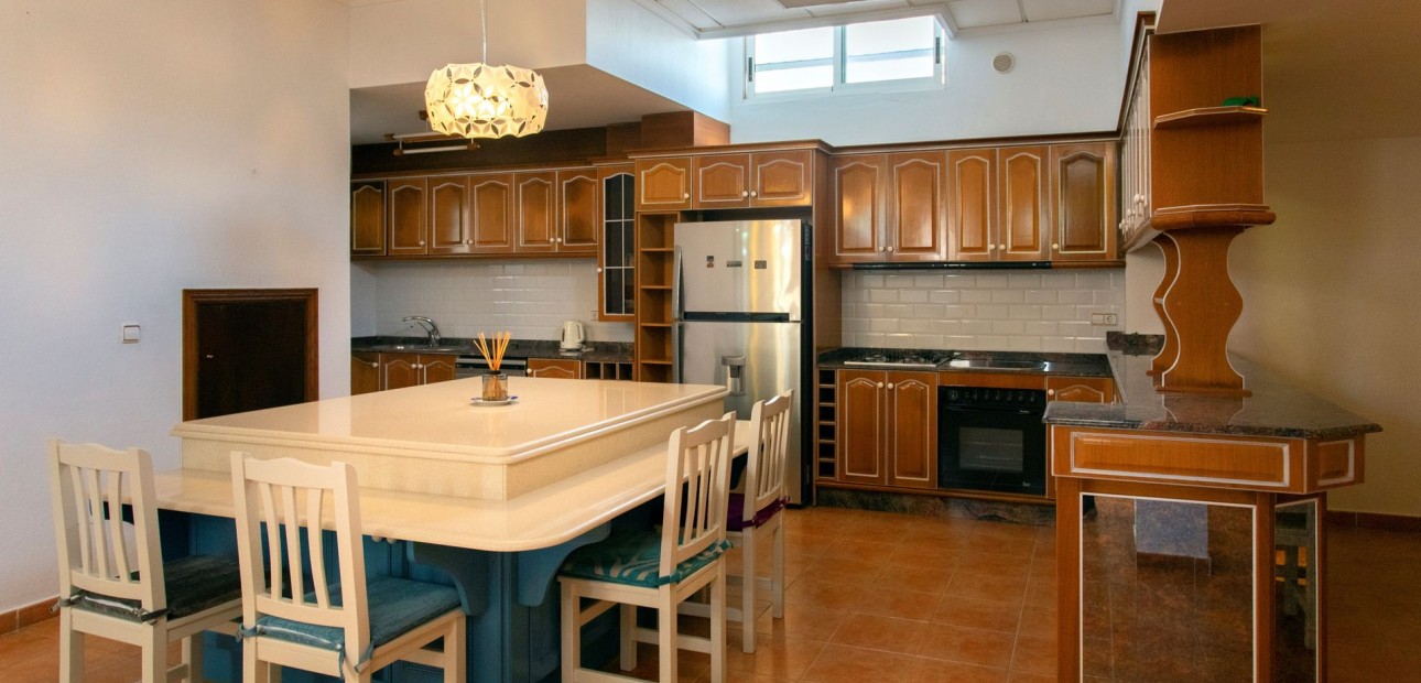 Venta - Villa -
Torrevieja