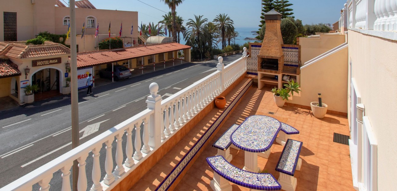 Venta - Villa -
Torrevieja