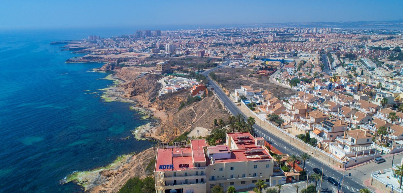 Venta - Villa -
Torrevieja
