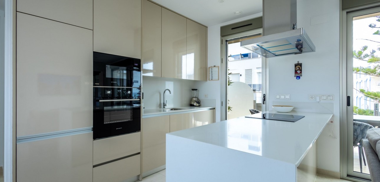 Sale - Apartment / flat -
Torrevieja