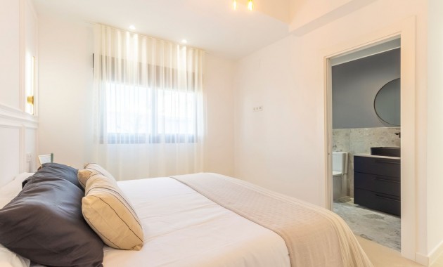 Sale - Villa -
Torrevieja