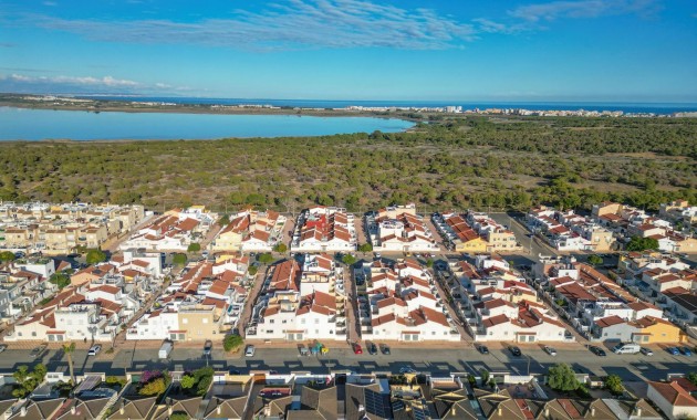 Sale - Villa -
Torrevieja