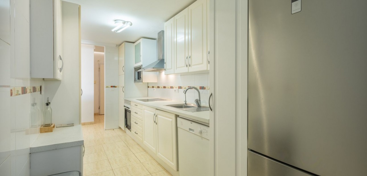 Sale - Apartment / flat -
Playa Flamenca