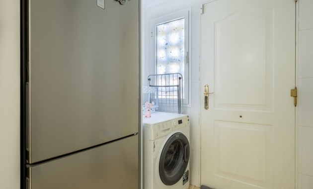 Sale - Apartment / flat -
Playa Flamenca