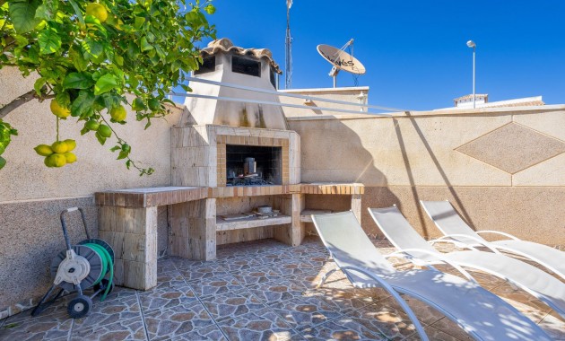 Sale - Apartment / flat -
Playa Flamenca