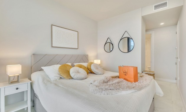 Venta - Apartamento / piso -
Benidorm