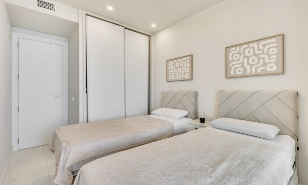 Venta - Apartamento / piso -
Benidorm