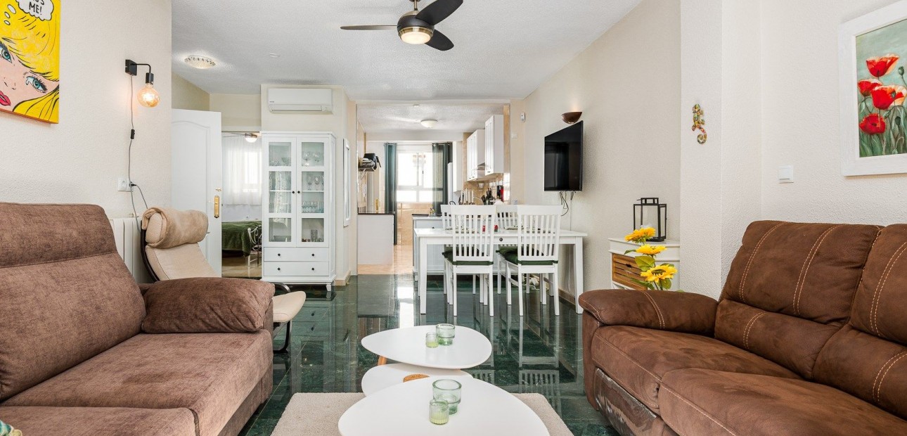 Sale - Apartment / flat -
Torrevieja