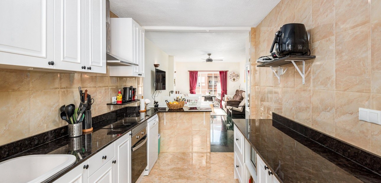 Sale - Apartment / flat -
Torrevieja