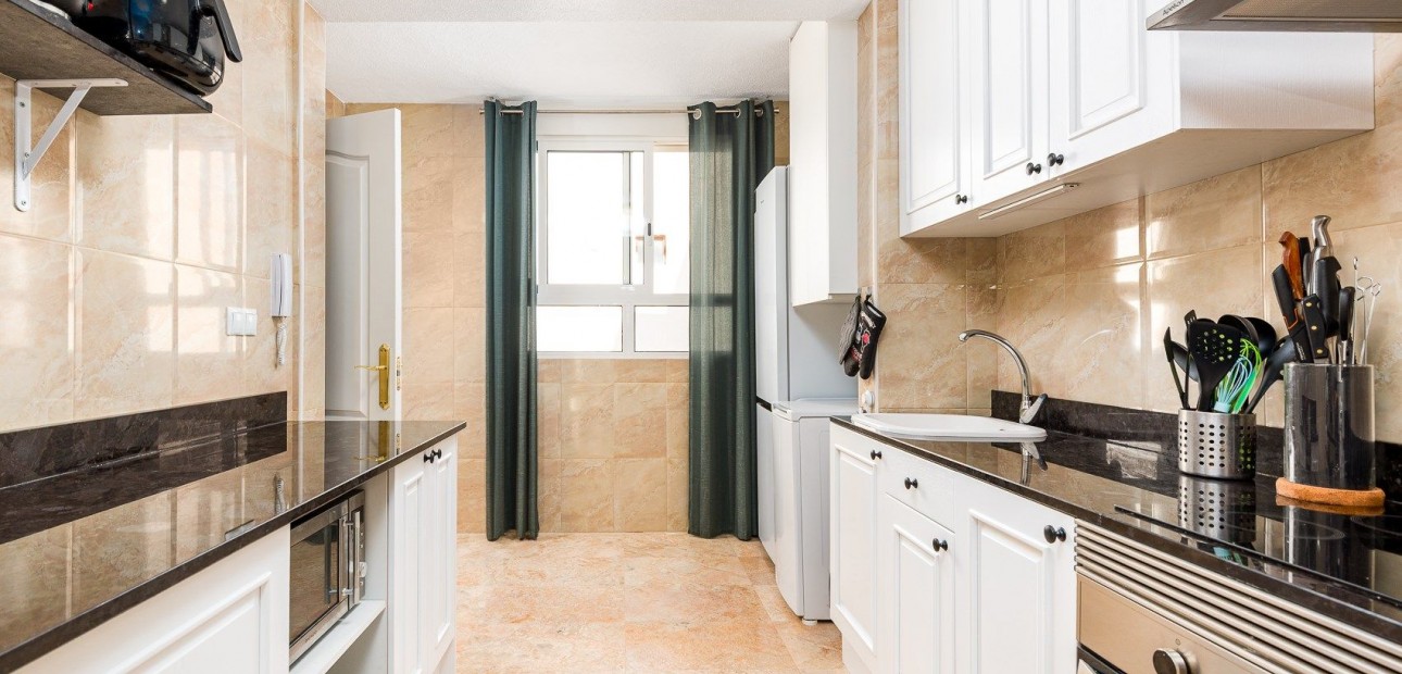 Sale - Apartment / flat -
Torrevieja