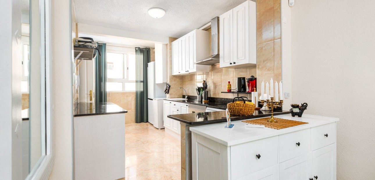 Sale - Apartment / flat -
Torrevieja