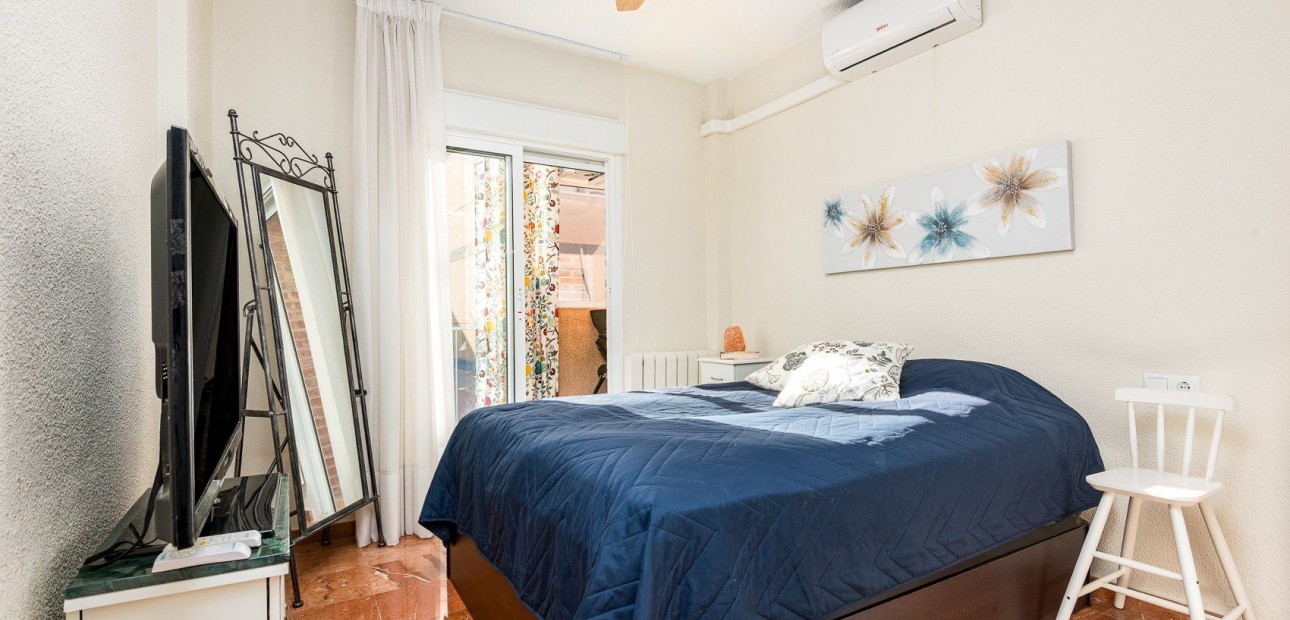 Sale - Apartment / flat -
Torrevieja