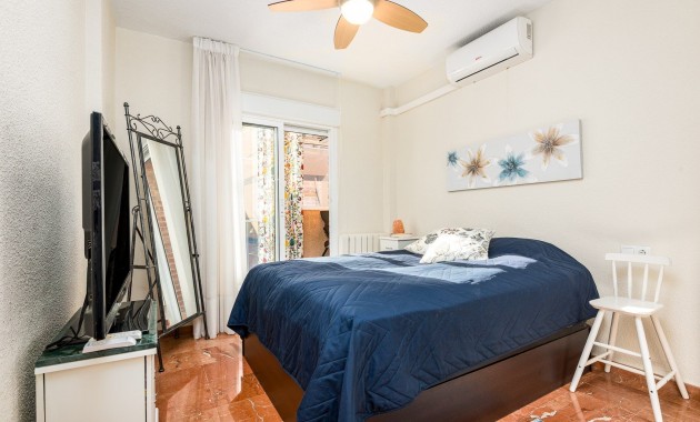 Sale - Apartment / flat -
Torrevieja