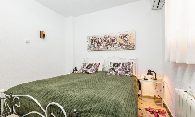 Sale - Apartment / flat -
Torrevieja