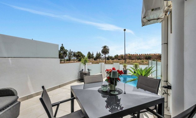 Sale - Apartment / flat -
Los Alcázares