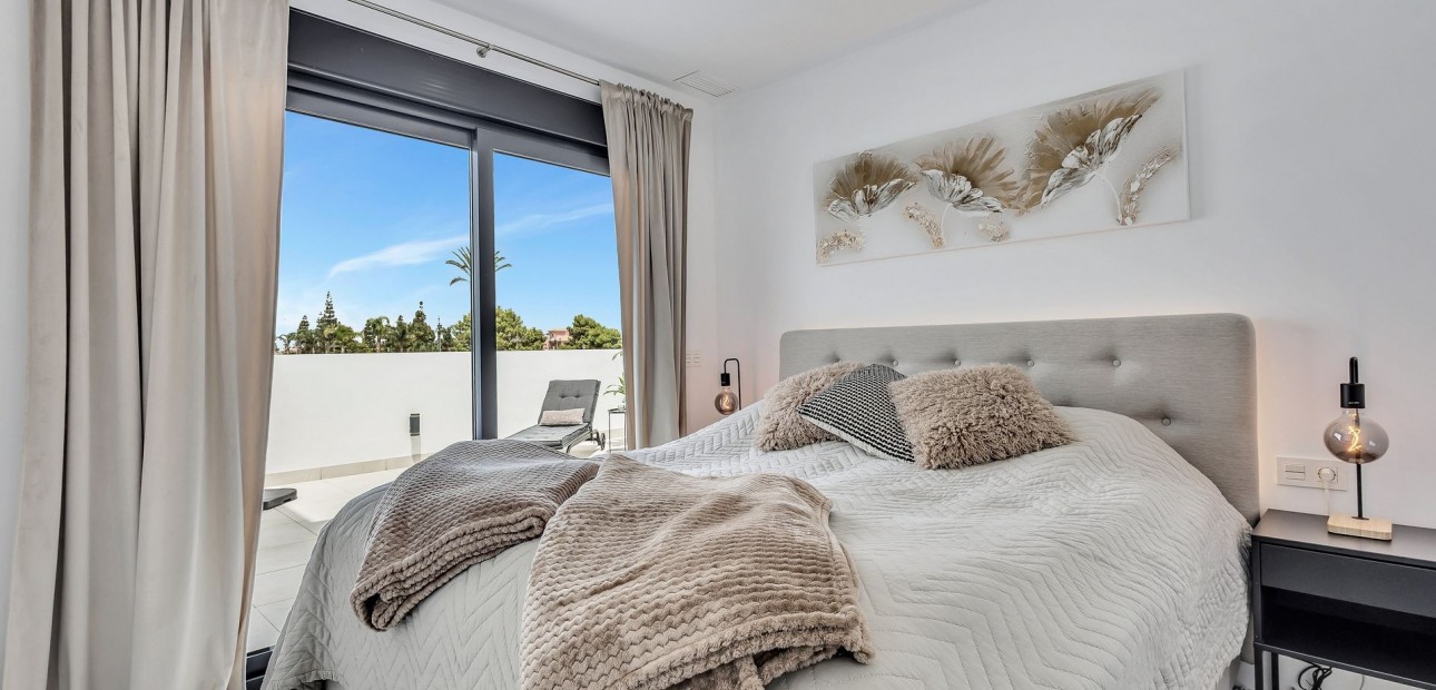 Sale - Apartment / flat -
Los Alcázares