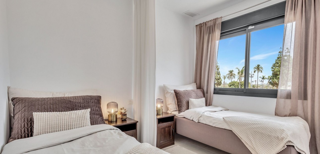 Sale - Apartment / flat -
Los Alcázares