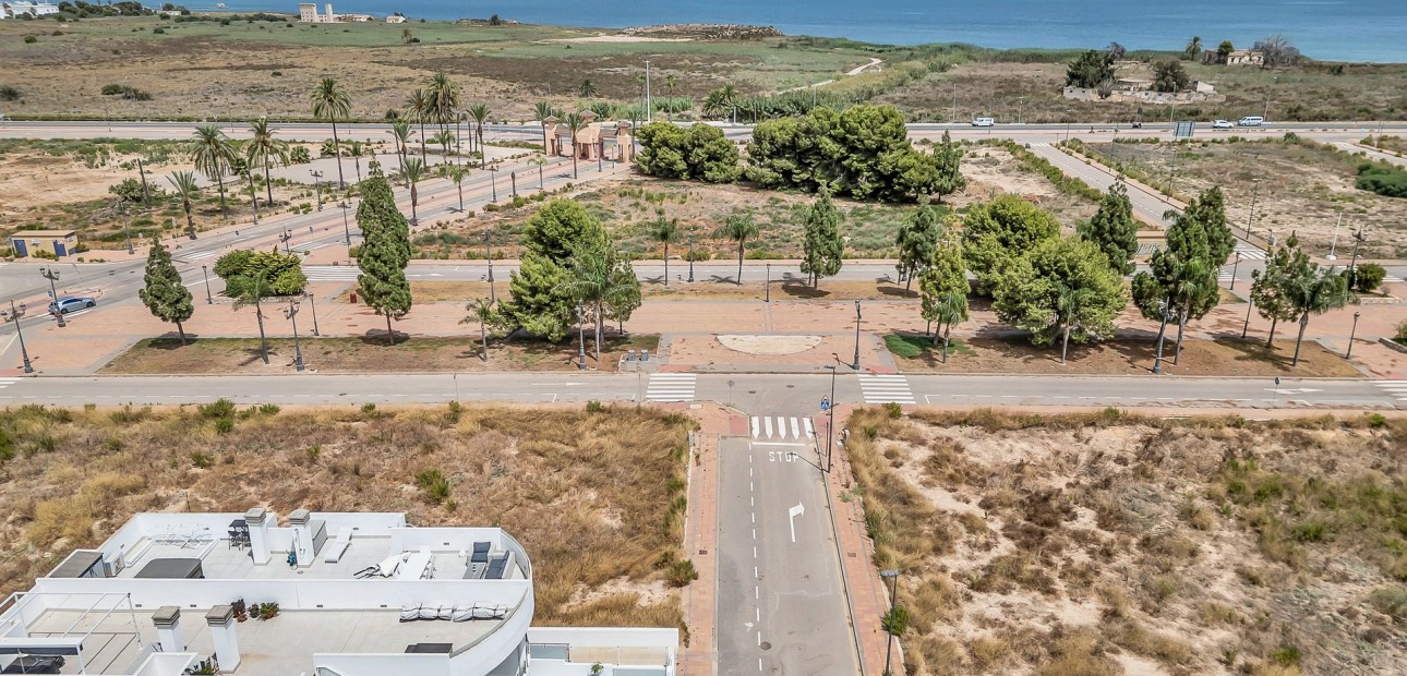 Sale - Apartment / flat -
Los Alcázares