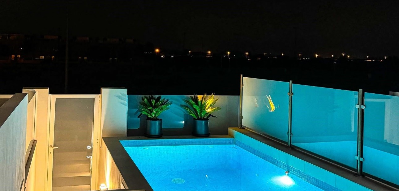 Sale - Apartment / flat -
Los Alcázares