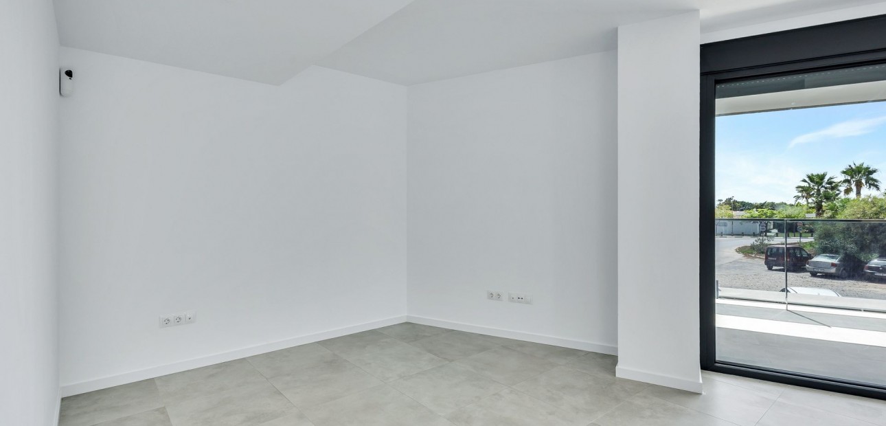 Venta - Apartamento / piso -
Campoamor