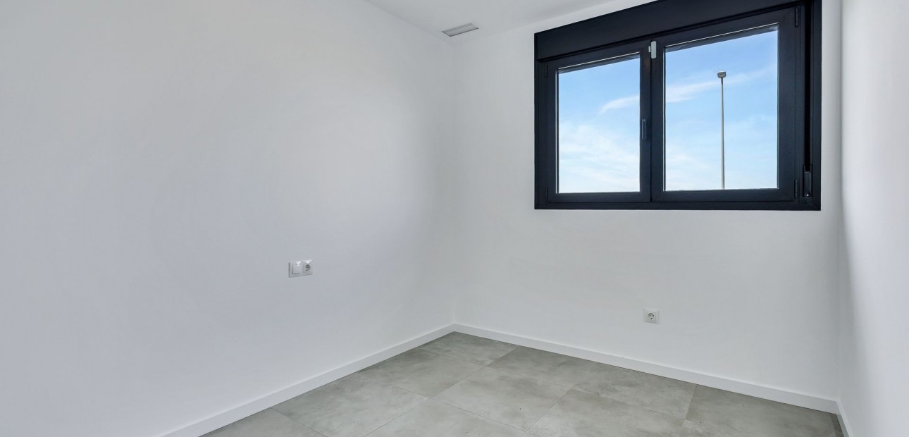 Venta - Apartamento / piso -
Campoamor