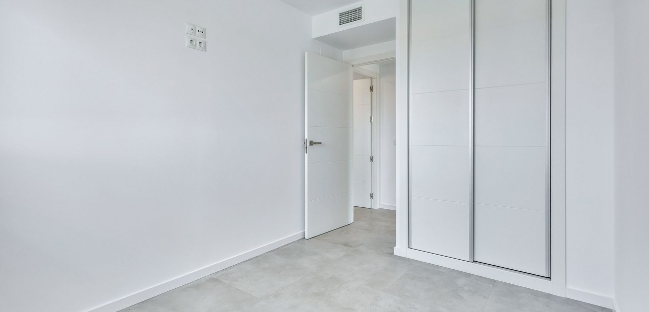 Venta - Apartamento / piso -
Campoamor