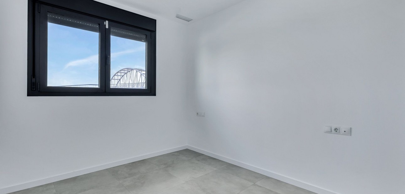 Venta - Apartamento / piso -
Campoamor