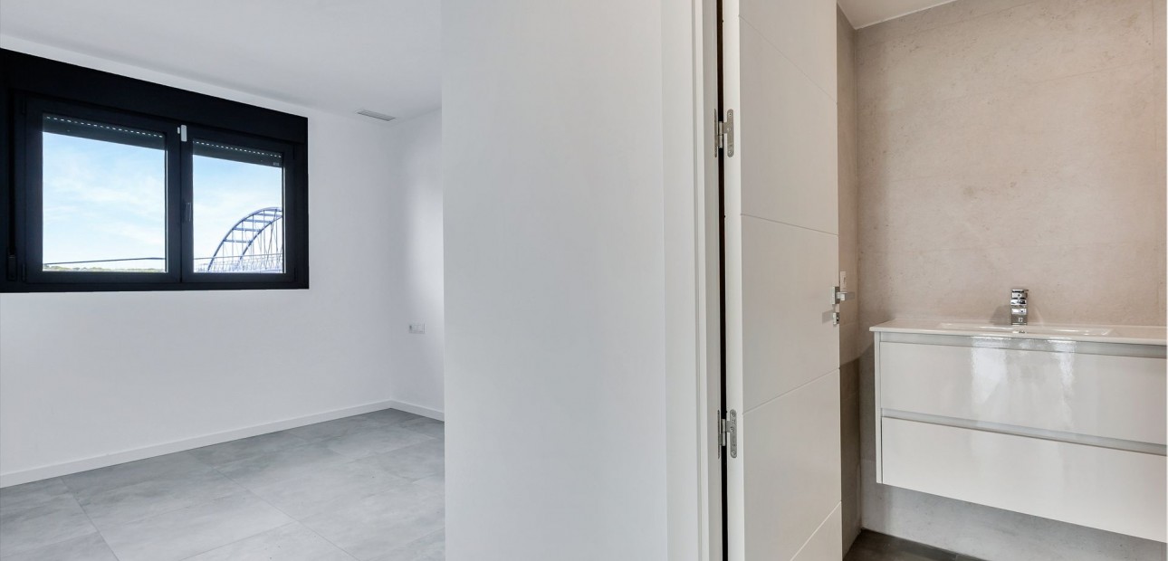 Venta - Apartamento / piso -
Campoamor