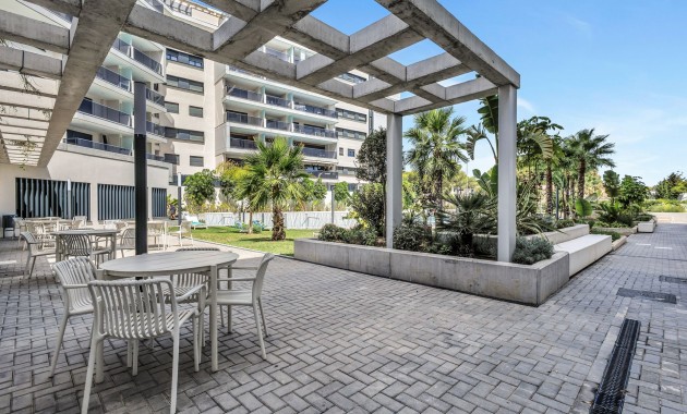 Venta - Apartamento / piso -
Campoamor