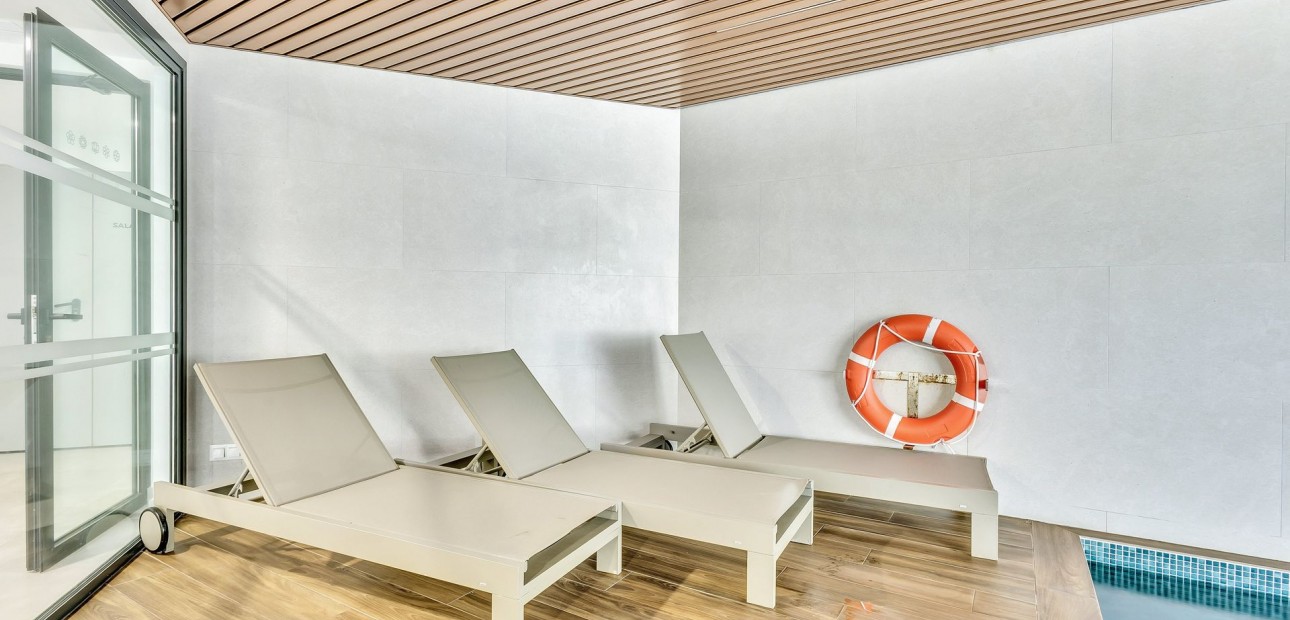 Venta - Apartamento / piso -
Campoamor
