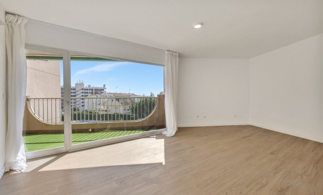 Sale - Apartment / flat -
Cabo Roig