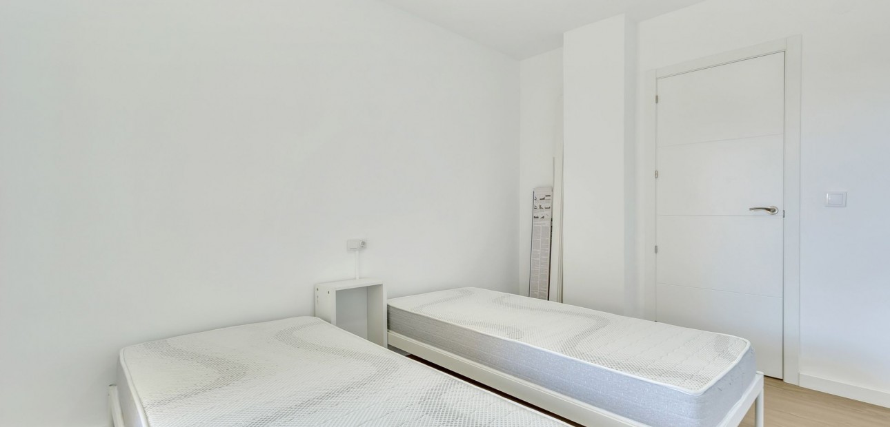 Sale - Apartment / flat -
Cabo Roig