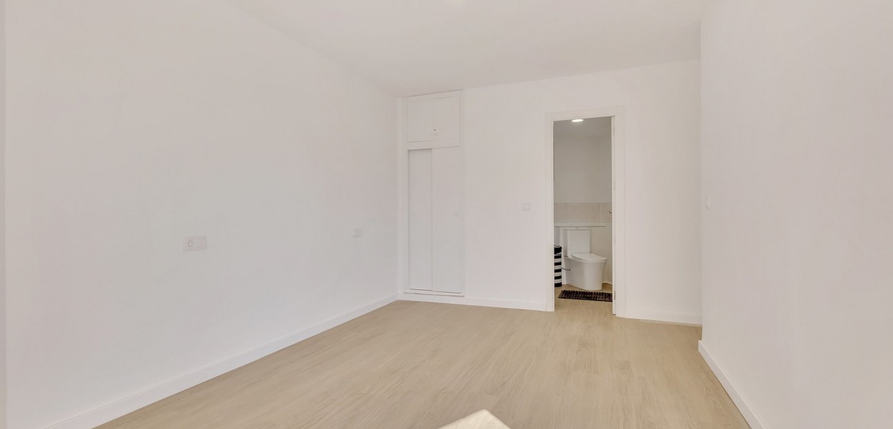 Sale - Apartment / flat -
Cabo Roig